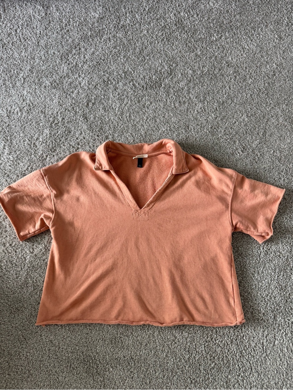 Universal Thread Peach Short Sleeve V-Neck Sweatshirt